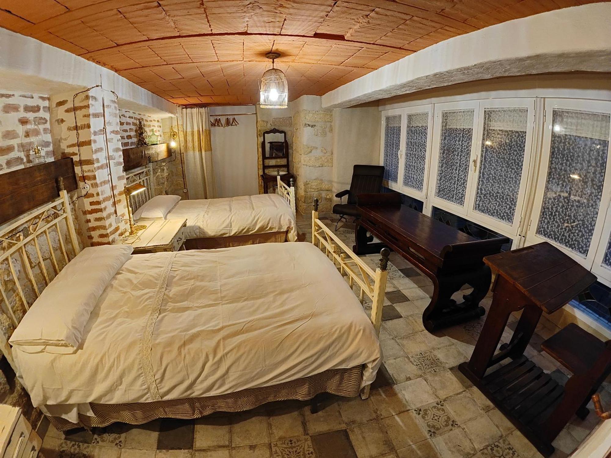 Apartamentos Casa Nino 蒙特弗里奥 外观 照片